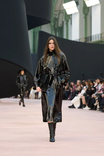 Look 42